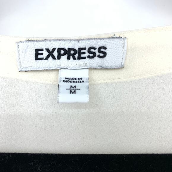 Express Blouse Womens Size Medium Cream Long Sleeve Button Detail V-Neck - Picture 5 of 6
